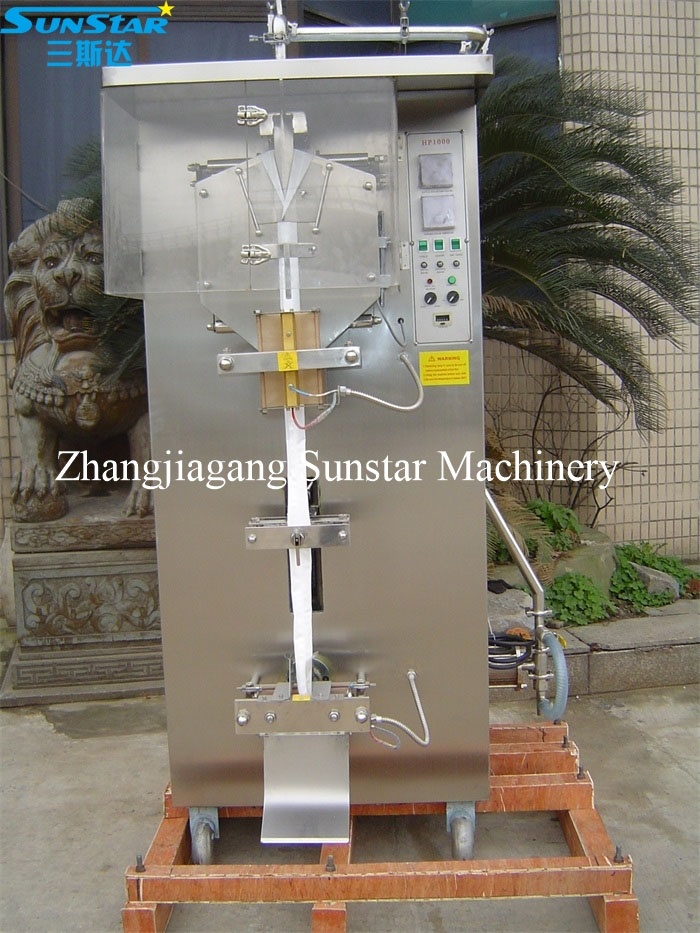 Plastic pouch water filling and packing machine without ribbon coder