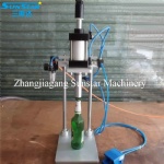 Semi automatic manual pneumatic crown capper for beer bottle